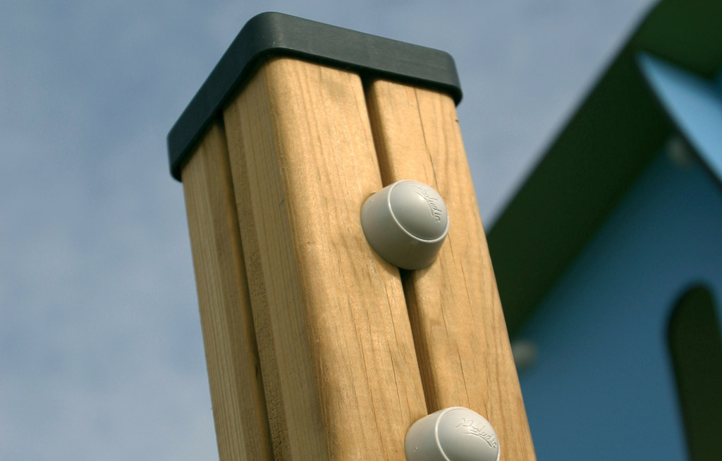 Les poteaux carrés de 95 x 95 mm