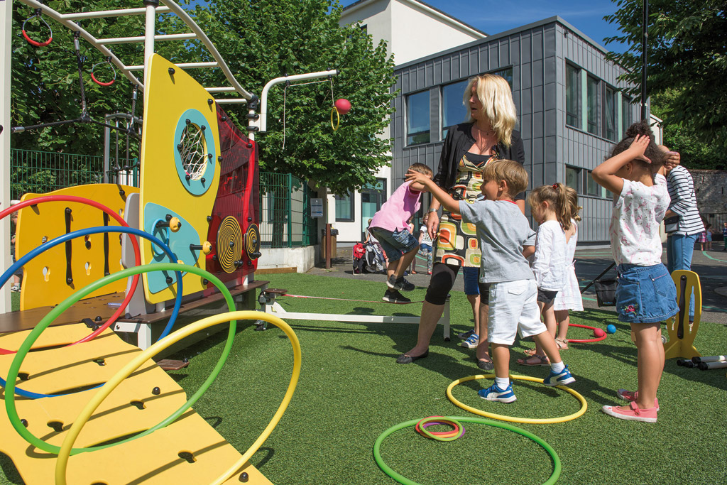 Structure de jeux pour école maternelle