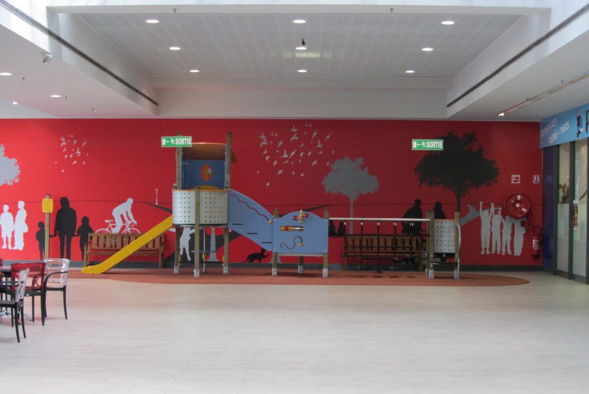 Aire de jeux centre commercial Proludic