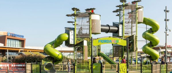 Une aire de jeux grand format au sein d&rsquo;un centre commercial